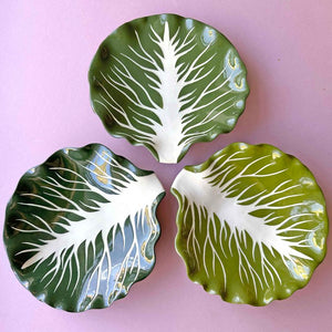 English Garden Green Cabbage leaf dish