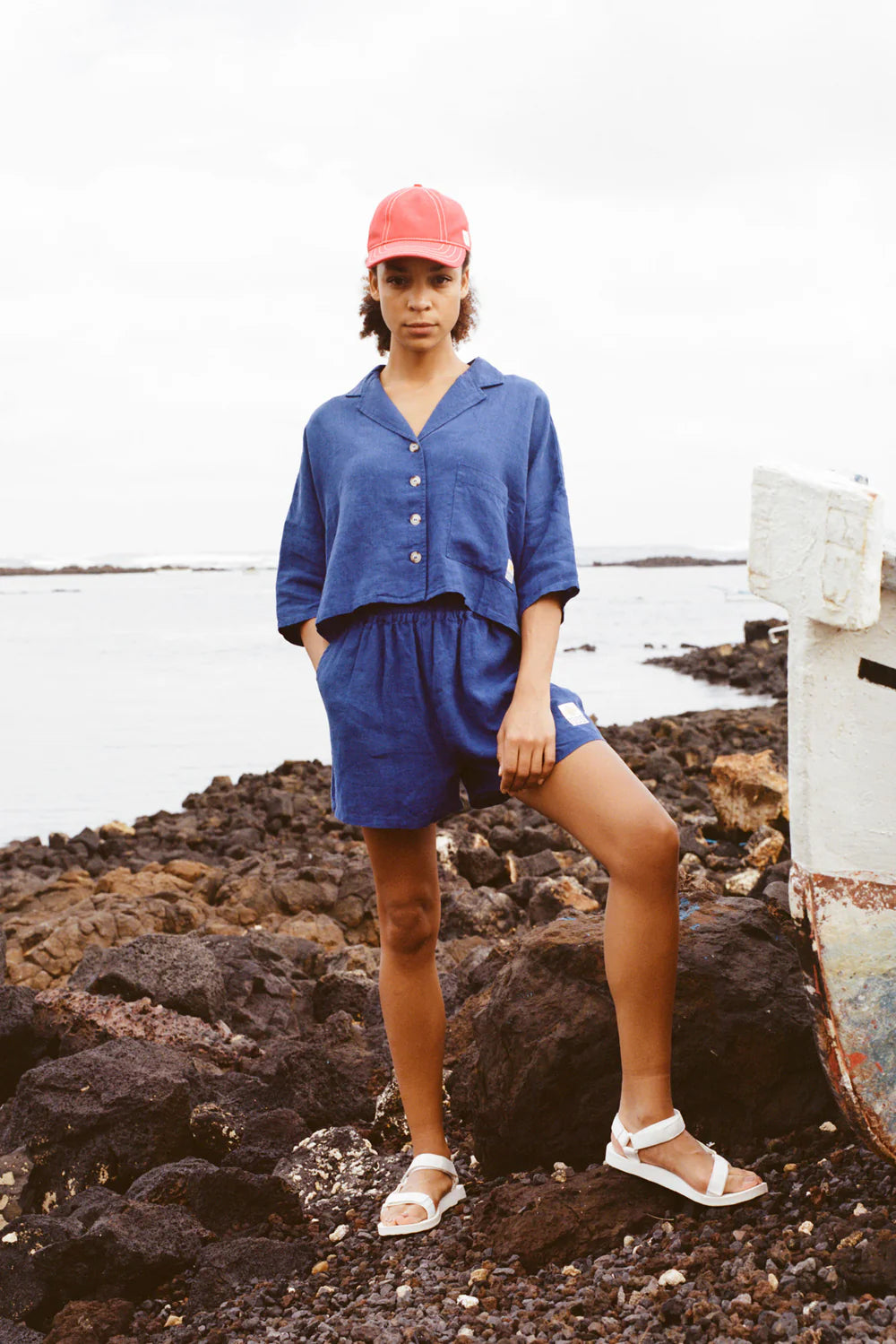 Basic Linen Shorts Cobalt